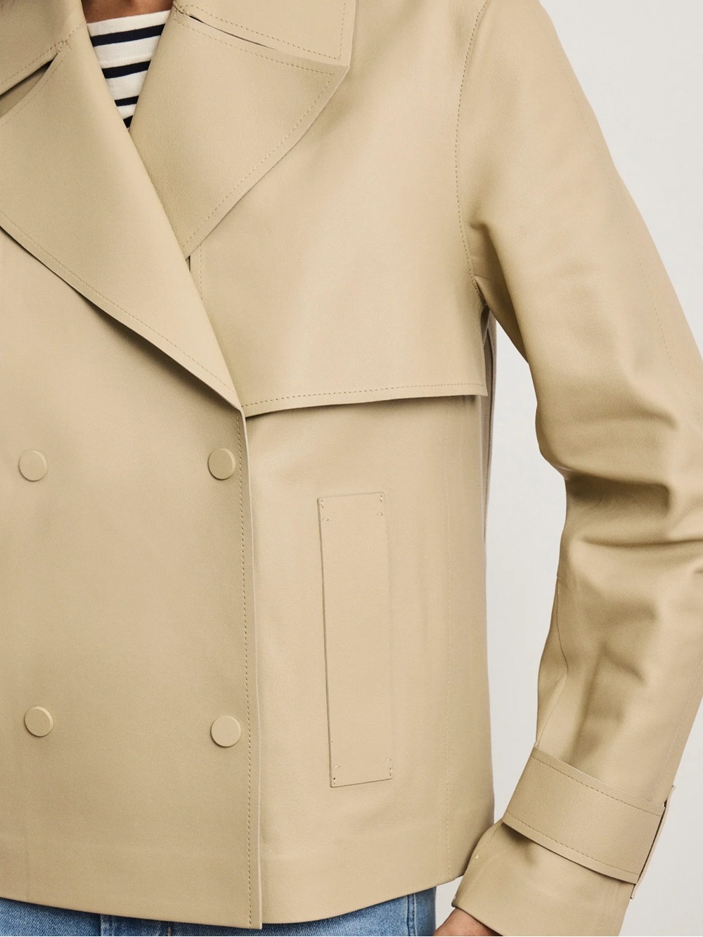 Heathcliff Cropped Leather Trench Coat - Picture 8 of 11